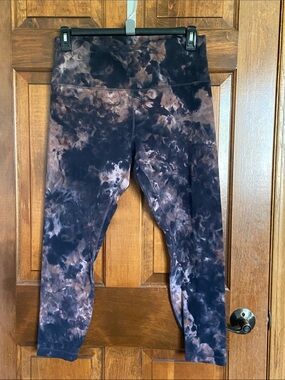 lululemon Align™ High-Rise Crop 21